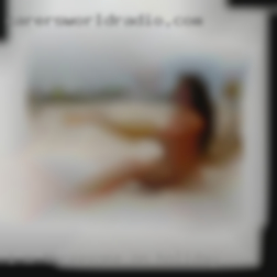 I m threesome on holiday 5 11 205 muscular, well endowed.